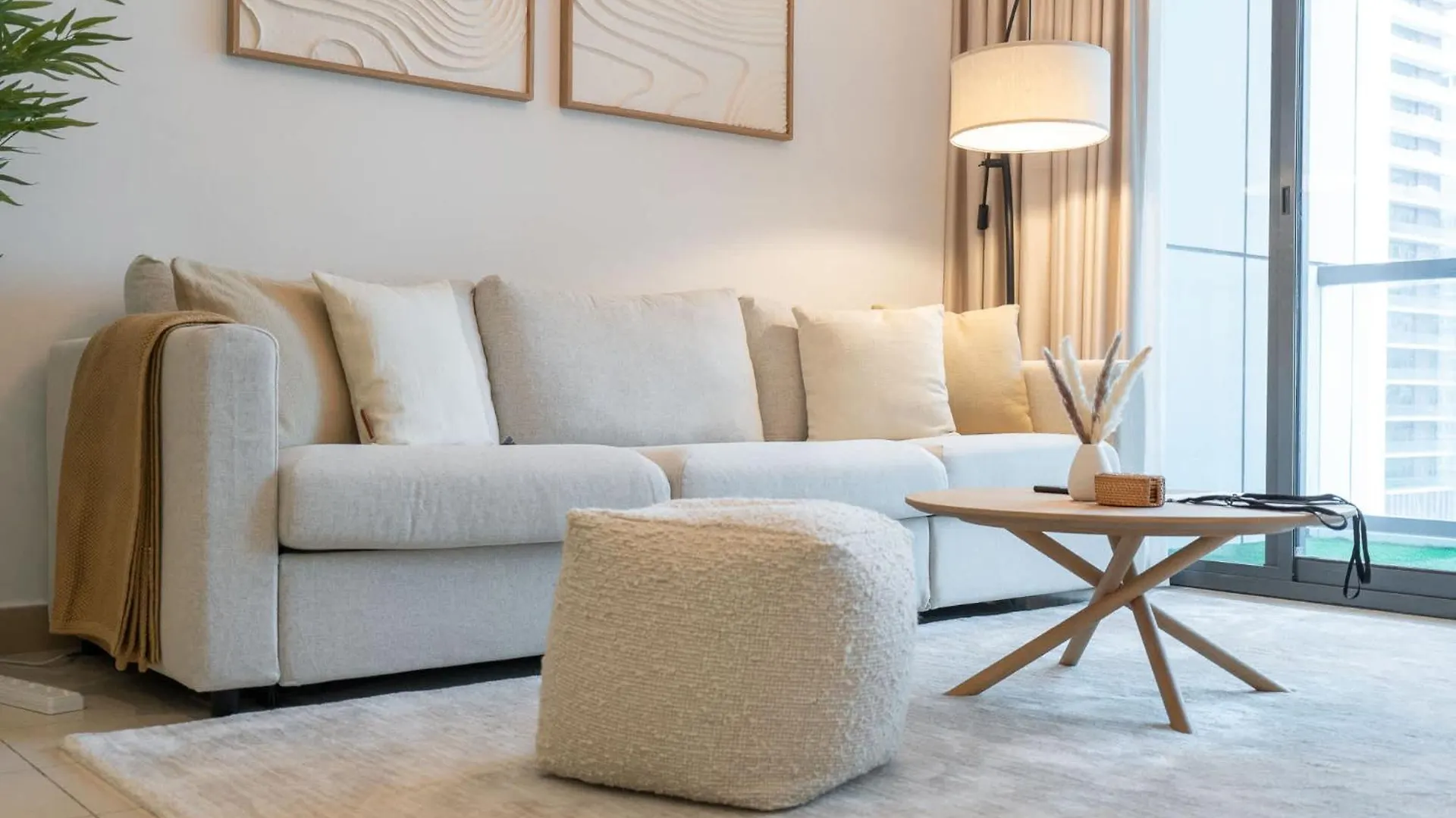 Stunning 1-Bedroom Apartment Perfect For 4 In Lakeside Residence Dubai 0*,  United Arab Emirates